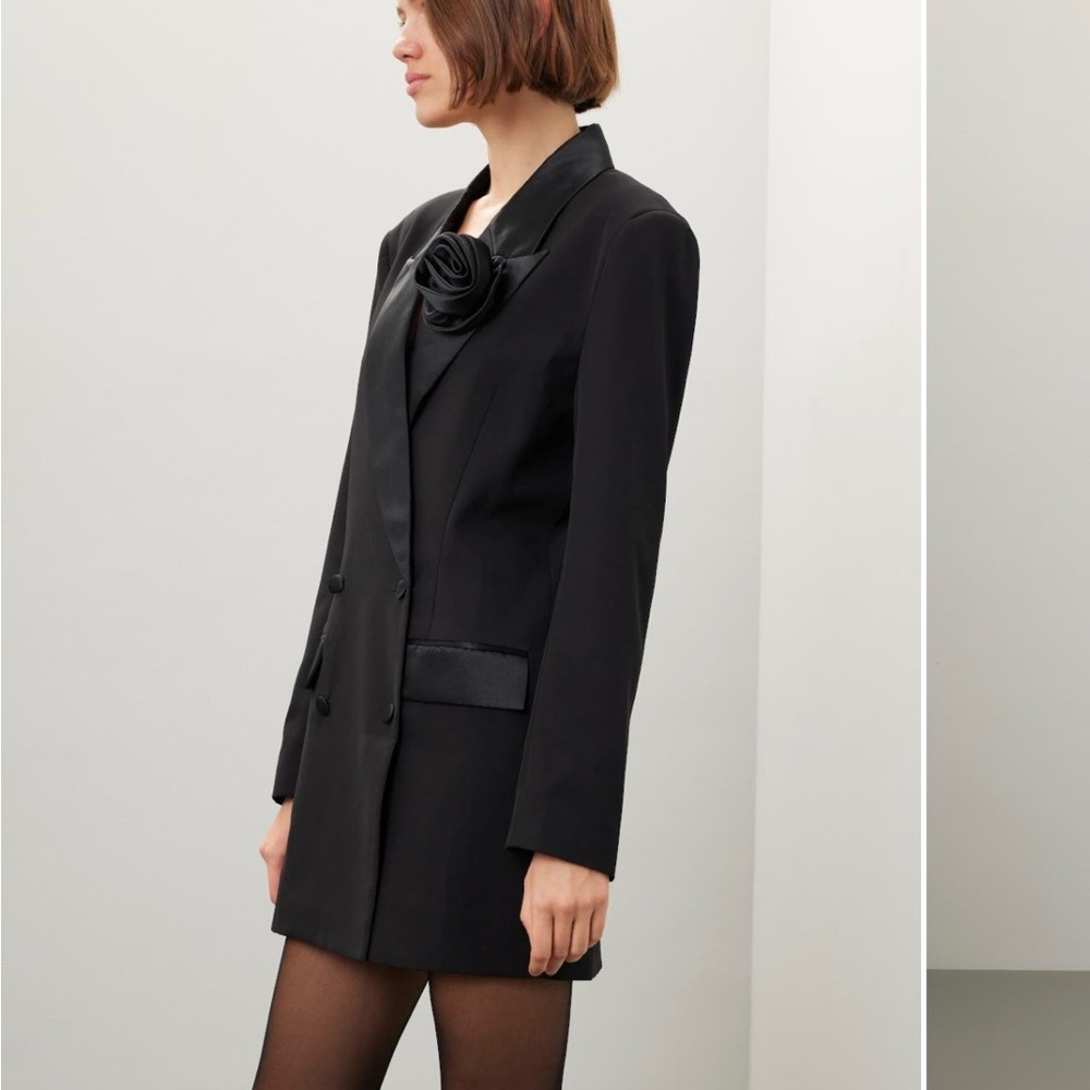 Bardot Black Double-Breasted Blazer Dress with Satin Trim - Picture 2 of 8